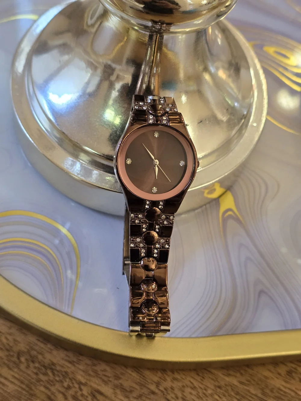 Allude sophisticated rose